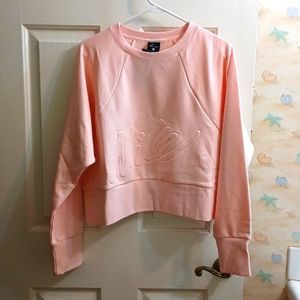 Nike Dri Fit Sweater.